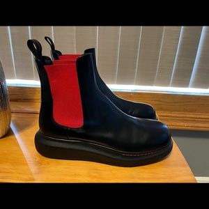 Alexander McQueen Chelsea boots